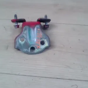 HYUNDAI COUPE 97- Jobb első felső ajtózsanér bontott alkatrész Végkiárusítás