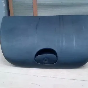 Expressz kézbesítés HYUNDAI COUPE 97- Kesztyűtartó ajtó bontott alkatrész