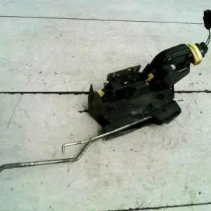 Biztonságos vásárlás HYUNDAI Elantra 2001.01.01-2003.12.31 Jobb első ajtó zárszerkezet központizáras központizárasbontott alkatrész