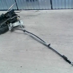 Szezonális akció HYUNDAI Elantra 2001.01.01-2003.12.31 Jobb első ajtó zárszerkezet központizáras bontott alkatrész