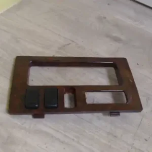 HYUNDAI GALLOPER Középkonzol keret 2.5 d bontott alkatrész Outlet