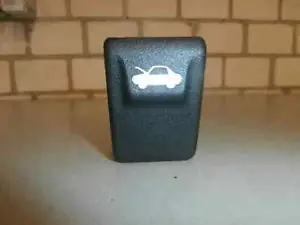 Csak ma HYUNDAI GETZ Motorháztető nyitó kar bontott alkatrész