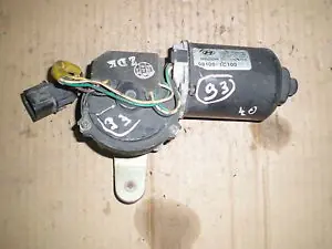 Népszerű HYUNDAI GETZ 02.09-04.12 Ablaktörlő motor első bontott alkatrész