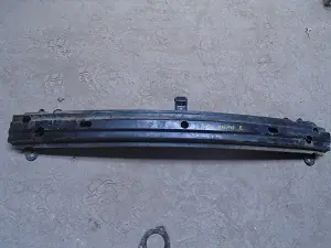 HYUNDAI GETZ Első lökhárító merevítőbontott alkatrész Szezonális akció