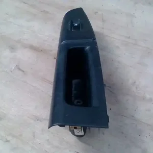 HYUNDAI GETZ 02.09-04.12 Jobb első ablakemelő kapcsoló 3 ajtós bontott alkatrész Ajánlat