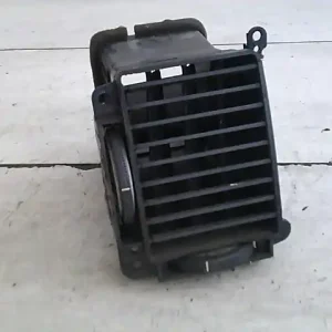 HYUNDAI GETZ 02.09-04.12 Középső szellőző bal bontott alkatrész Legkelendőbb