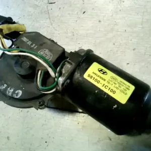 HYUNDAI GETZ 05-09 Ablaktörlő motor első bontott alkatrész Végkiárusítás