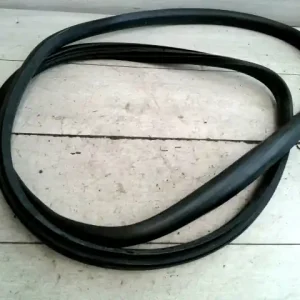 Vedd meg most HYUNDAI GETZ 05-09 Bal első ajtó kéder gumi 5 ajtósbontott alkatrész