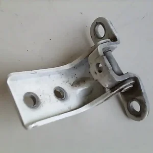 Ingyenes szállítás HYUNDAI GETZ 05-09 Bal hátsó alsó ajtózsanér bontott alkatrész