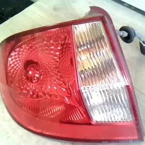 HYUNDAI GETZ 05-09 Bal hátsó lámpa 3 ajtós bontott alkatrész Alacsony ár