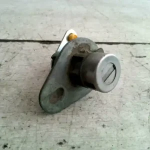 Nézd meg most HYUNDAI GETZ 05-09 Csomagtérajtó dugózár bontott alkatrész