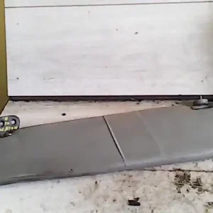 Olcsó HYUNDAI H1 Bal napellenző bontott alkatrész