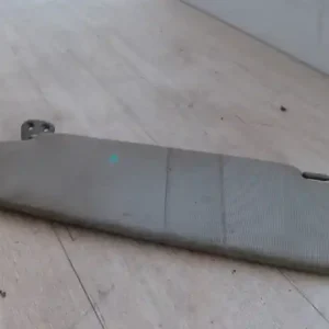 Kedvezményes ár HYUNDAI H1 Bal napellenző bontott alkatrész