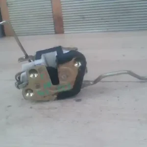 Expressz kézbesítés HYUNDAI H1 Jobb első ajtó zárszerkezet mechanikus bontott alkatrész