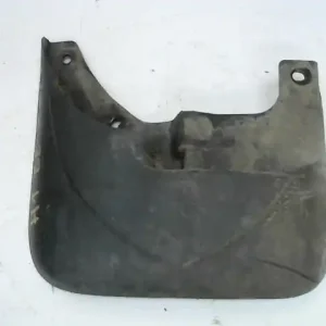 Nézd meg most HYUNDAI H1 Jobb hátsó sárvédő gumibontott alkatrész