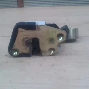 HYUNDAI H1 Jobb tolóajtó zárszerkezet bontott alkatrész Szezonális akció