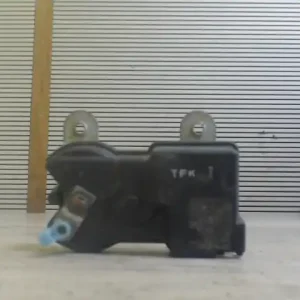 HYUNDAI H1 Központizár motorjobb első bontott alkatrész Akció