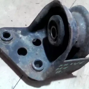 Kedvezmény HYUNDAI H1 Motortartó gumibak bal bontott alkatrész