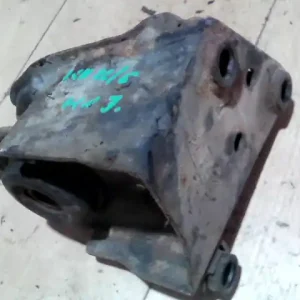 HYUNDAI H1 Motortartó gumibak jobb bontott alkatrész Szezonális akció