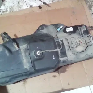 Outlet HYUNDAI H1 üzemanyagtank 2.5d bontott alkatrész