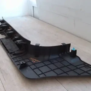 Akció HYUNDAI IX35 2010.04.01-2014.12.31 D oszlop burkolat jobb bontott alkatrész