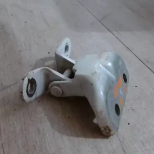 Biztonságos fizetés HYUNDAI IX35 2010.04.01-2014.12.31 Jobb hátsó felső ajtózsanér bontott alkatrész