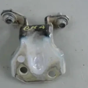 Vedd meg most HYUNDAI LANTRA Bal hátsó alsó ajtózsanér bontott alkatrész