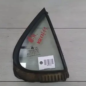 HYUNDAI LANTRA -96 Jobb hátsó fixüveg ajtóban bontott alkatrész Vedd meg most