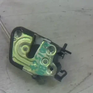 Alacsony ár HYUNDAI LANTRA 96- Bal hátsó ajtó zárszerkezet mechanikus 4 ajtósbontott alkatrész