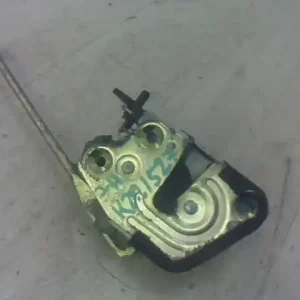 Szuper akció HYUNDAI LANTRA 96- Jobb hátsó ajtó zárszerkezet mechanikus 4 ajtósbontott alkatrész