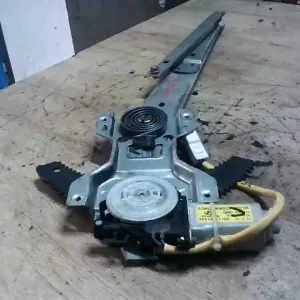 HYUNDAI MATRIX Bal első ablakemelő szerkezet elektromos bontott alkatrész Népszerű