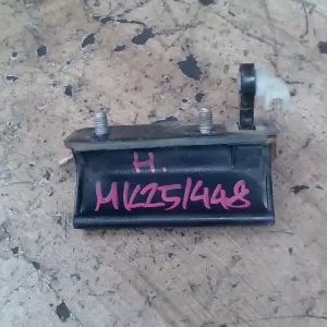 HYUNDAI MATRIX Csomagtérajtó kilincs 5 ajtós bontott alkatrész Ne maradj le