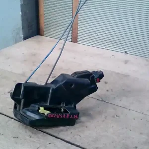 Szuper ajánlat HYUNDAI MATRIX Jobb hátsó ajtó zárszerkezet központi záras 5 ajtós bontott alkatrész