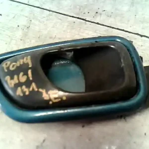 Outlet HYUNDAI PONY 89-94 Jobb első belső kilincs bontott alkatrész