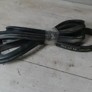 Kiárusítás HYUNDAI Santa Fe 2001.03.01-2006.01.30 Csomagtérajtó kéder gumi bontott alkatrész