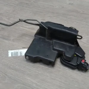 HYUNDAI TRAJET Bal első ajtó zárszerkezet központi záras központizárasbontott alkatrész Népszerű