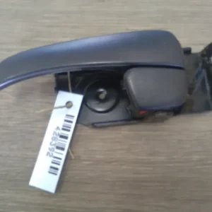 HYUNDAI TRAJET Bal első belső kilincs bontott alkatrész Újdonság