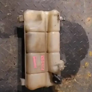 Vásárlói kedvenc IVECO DAILY 00-06 Kiegyenlítő tartály bontott alkatrész