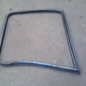 Azonnali szállítás IVECO Daily 2000-2006 35C13 Bal első ajtó kéder gumi bontott alkatrész