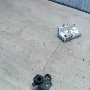 Árcsökkenés IVECO Eurocargo ML120E28 Jobb első ajtó zárszerkezet mechanikus bontott alkatrész