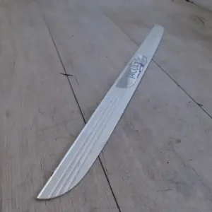 JAGUAR X-Type2004.03.01- Bal első küszöb díszléc bontott alkatrész Bestseller