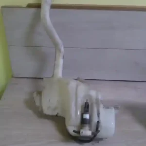 JEEP Cherokee (KJ) 2001.05.01-2007.12.31 Ablakmosó tartály 1 motoros két irányú bontott alkatrész Nézd meg most