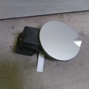 JEEP Cherokee (KJ) 2001.05.01-2007.12.31 Tankajtó bontott alkatrész Kedvezmény