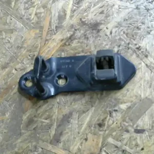 JEEP GRAND CHEROKEE 99-04 Zárütköző bal hátsó bontott alkatrész Olcsóbb