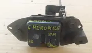 Legnépszerűbb JEEP GRAND CHEROKEE 99- Csomagtérajtó zárszerkezet jobb oldali bontott alkatrész