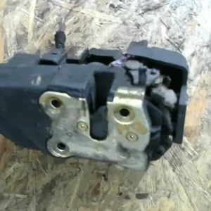 Utolsó esély JEEP GRAND CHEROKEE 99-04 Bal hátsó ajtó zárszerkezet központi záras bontott alkatrész