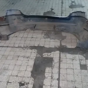 Kedvezmény KIA CARENS 01-06 Hátsó lökhárító bontott alkatrész