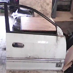 KIA CARENS 01-06 Jobb első ajtó. bontott alkatrész Szuper akció