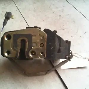 KIA CARENS 01-06 Jobb hátsó ajtó zárszerkezet központi záras bontott alkatrész Árengedmény