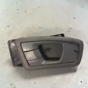 Biztonságos fizetés KIA CARENS 01-06 Bal első belső kilincs bontott alkatrész